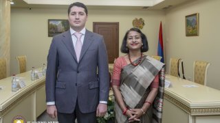 ՀՀ քննչական կոմիտեի նախագահը և Հայաստանում Հնդկաստանի դեսպանը քննարկել են իրավական ոլորտում համագործակցության խնդիրները (լուսանկարներ)